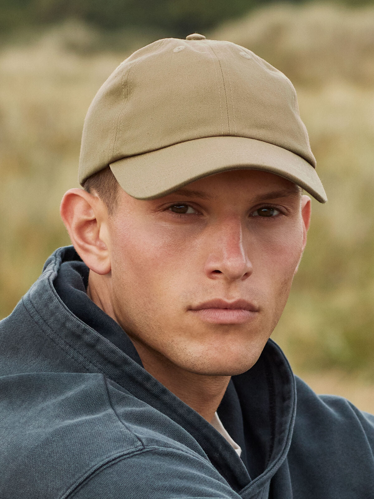 Cappellino Dad Cap 6 Pannelli in Cotone Organico – Visiera Pre-curvata | Beechfield