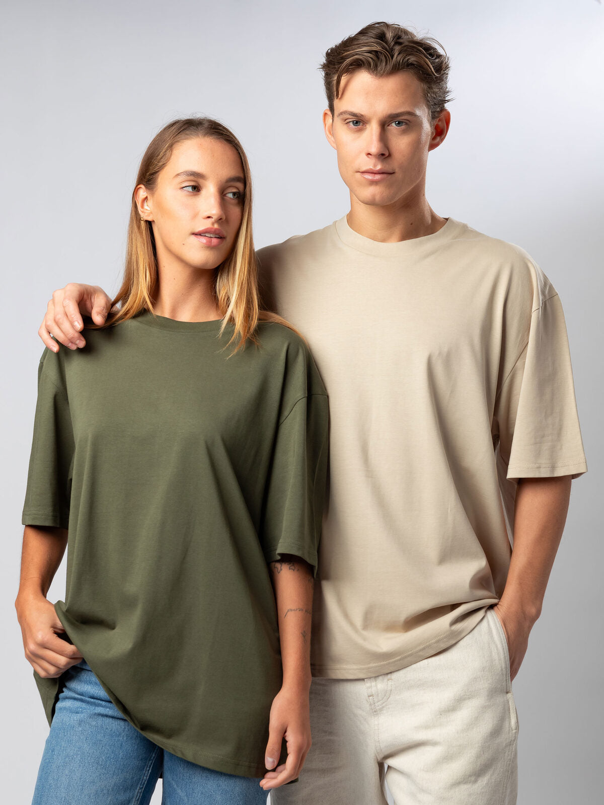 T-SHIRT OVERSIZE GENDERLESS IN COTONE ORGANICO – SKATE | BS