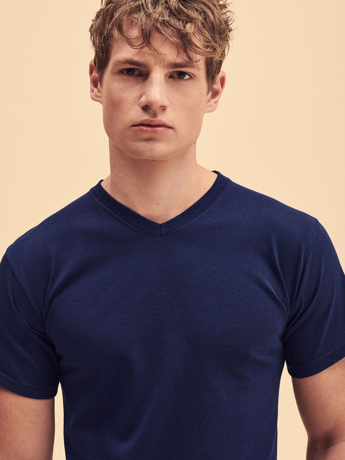 T-SHIRT VALUEWEIGHT V-NECK T - FRUIT OF THE LOOM laterale