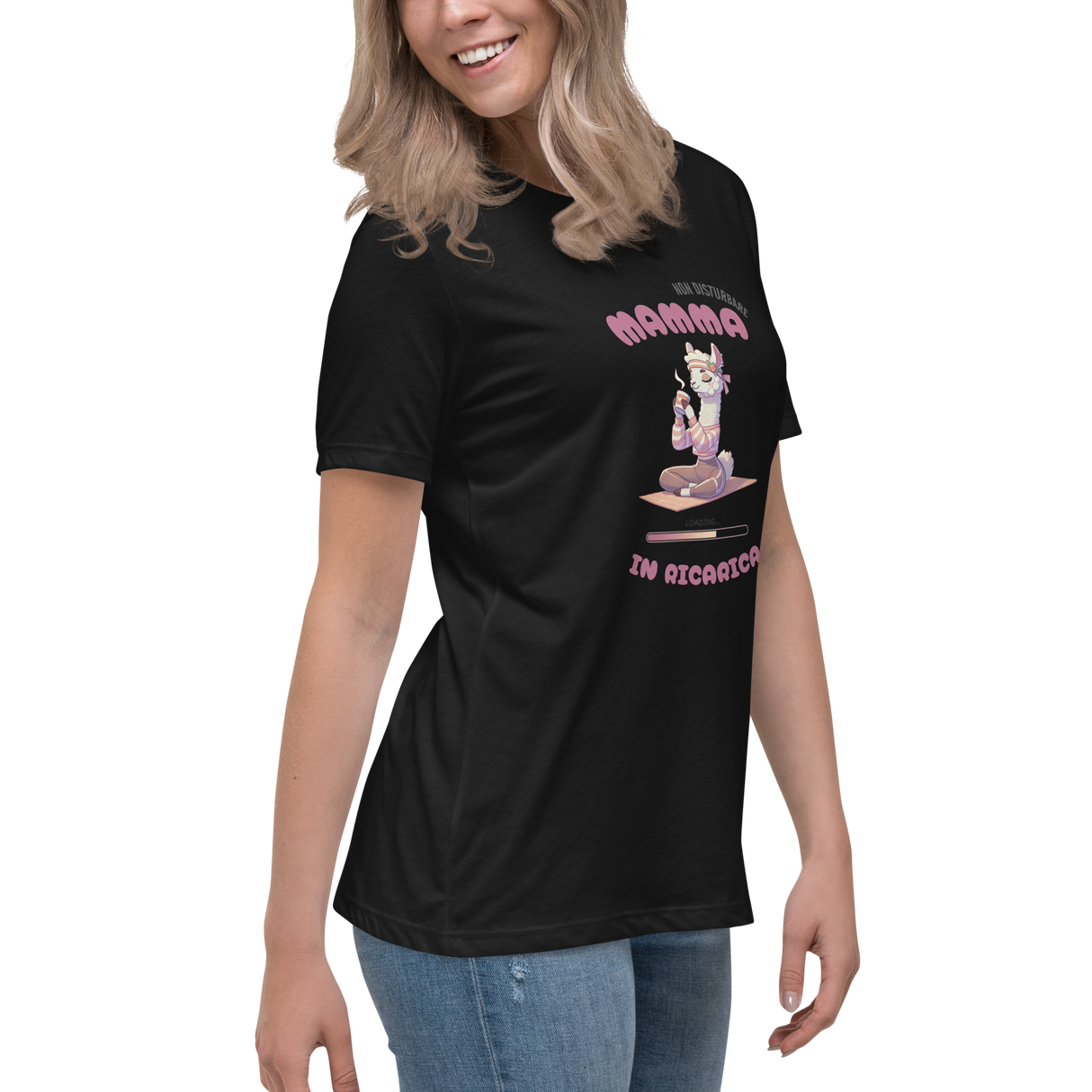 Maglietta Donna “Mamma in Ricarica” – Idea Regalo Divertente per la Festa della Mamma